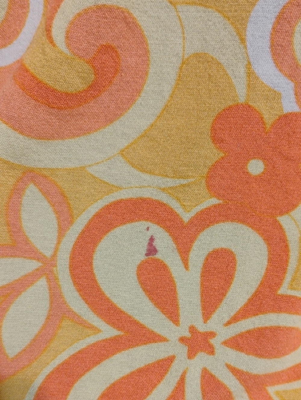 A Hint Of Blush Retro Printed Button-Up Shirt - Picture 7 of 7